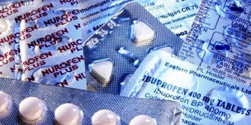 Nurofen (ibuprofen) nedir? Nasıl kullanılır? Yan etkileri nelerdir?