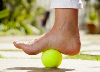 Topuk dikeni tedavisinde en etkili yöntem yenileyici enjeksiyon