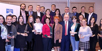 Türk Dermatoloji Derneği’nden Medikal Akademi’ye teşekkür plaketi