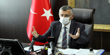 Zonguldak Valisi Erdoğan Bektaş: Sağlıkçılar bize yük oluyor