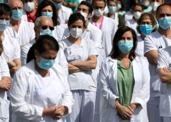 İspanya’da son 24 saatte kaydedilen yeni vakaların %70’i sağlık çalışanı