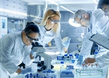 Alzheimer tedavisinde önemli gelişme: Donanemab, hastalığın seyrini yavaşlatabilir