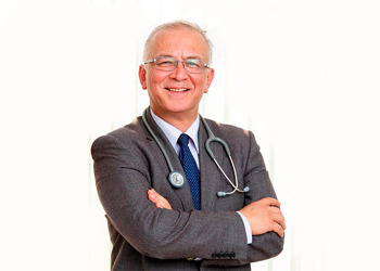 Prof. Dr. Ercan Ok: Ev hemodiyalizi yaparak ağır işlerde çalışabilen böbrek hastaları var!