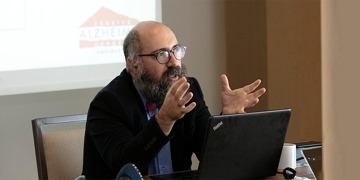 Tedavi edilmeyen işitme kayıpları demans ve Alzheimer için önemli bir risk faktörü!