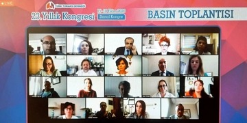 TTD: Sağlık çalışanlarının özlük hakları korunmalı, COVID-19 meslek hastalığı sayılmalı!