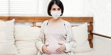 Hamile kadınlar Covid-19 aşısını olabilir mi? Fayda ve riskleri neler?