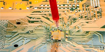 Koronavirüs aşısıyla ilgili komplo teorileri neler, bilim insanları bunları nasıl çürütüyor?