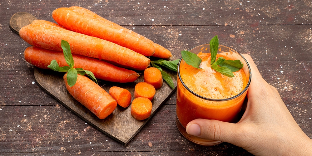 What are the benefits of carrots?  How to make carrot juice, what is it good for?
