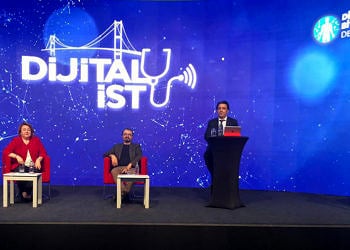 Doç. Dr. Ahmet İlker Tekkeşin: Salgın sonrası sağlıkta dijitalleşme devam edecek