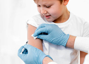 Kızamık aşısı ne zaman yapılmalı? Yan etkileri nelerdir?