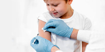Kızamık aşısı ne zaman yapılmalı? Yan etkileri nelerdir?