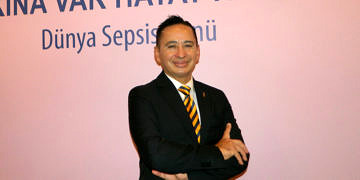 Prof. Dr. Oktay Demirkıran: Sepsis, anne ölümlerinin en önemli ikinci nedeni!