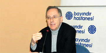 Prof. Dr. Erdem Diker: Grip ve zatürree aşıları kırılgan riskli hastalar için hayati öneme sahip!