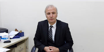 Prof. Dr. Başar Cander: Depremzedeler ‘travma’ ve ‘hipotermi’ riski ile karşı karşıya