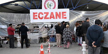Depremzede eczacılar, nüfusa göre eczane açma kriterinden muaf olma hakkı istiyor