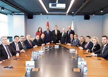 Türk Eczacıları Birliği (TEB) Başkanlığına yeniden Ecz. Arman Üney Seçildi