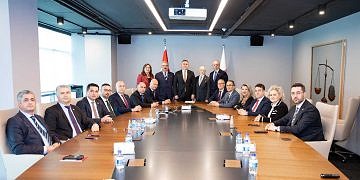 Türk Eczacıları Birliği (TEB) Başkanlığına yeniden Ecz. Arman Üney Seçildi