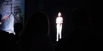 AstraZeneca’dan bir ilk: Astım hastası hologram teknolojisi ile hikâyesini anlattı