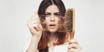 Saç Dökülmesinin Nedeni Çözüldü: MCL-1 Protein Eksikliği Kritik Rol Oynuyor!