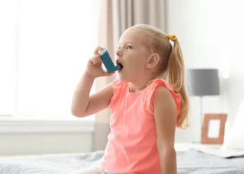 Küçük Çocuklarda Sık Antibiyotik Kullanımı Astım ve Alerjiye Neden Olabilir