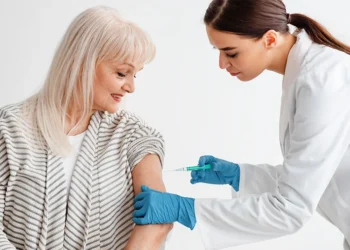 Zona Aşısı Kalp Damar Hastalıklarını Önlüyor ve Kalp Krizi Riskini Azaltıyor!