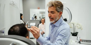 Türk Doktor Uluslararası Sağlık Turizminde Öncü Rol Oynuyor