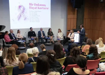 ‘Bir Dokunuş Hayat Kurtarır’ Amerikan Hastanesi’nden Meme Kanserinde Farkındalık Paneli