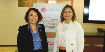 Prof. Dr. Nur Baran Aksakal: Sağlıkta Bilgi Kirliliği Artıyor: İletişim Stratejilerinde Köklü Dönüşüme İhtiyaç Var